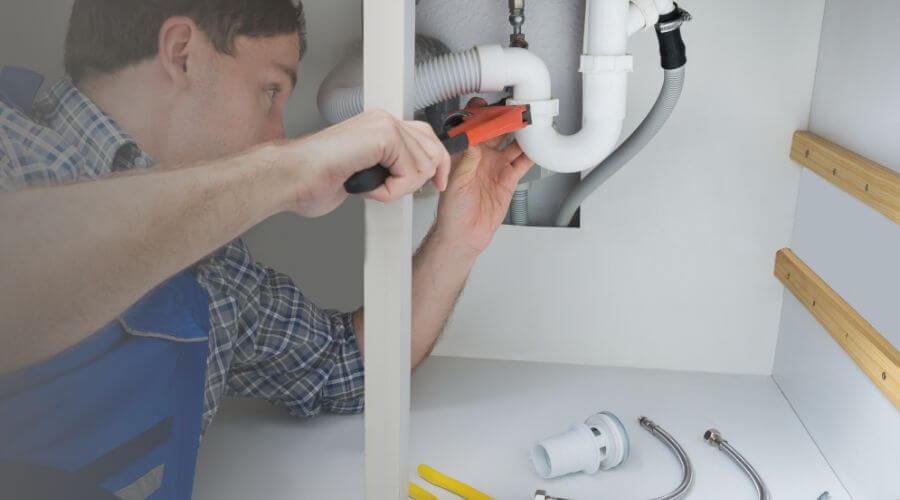 Local expert plumbing services in Edna, TX